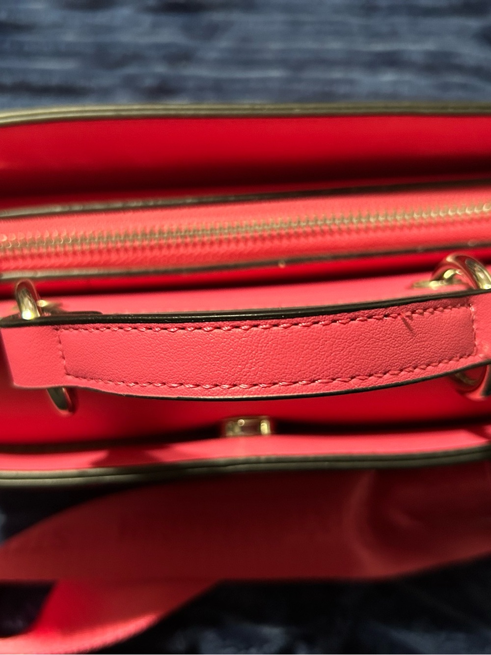 Steve Madden Bevelyn Hot Pink Crossbody Bag - Picture 14 of 16